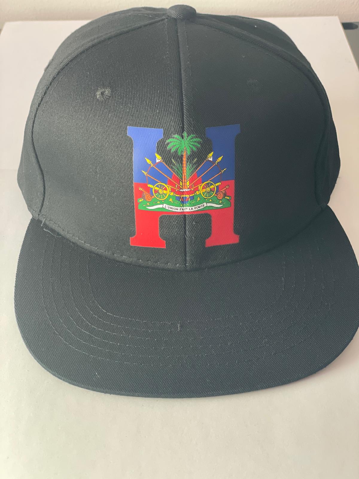 Casquette avec Armoiries d’Haïti sur Lettre H
